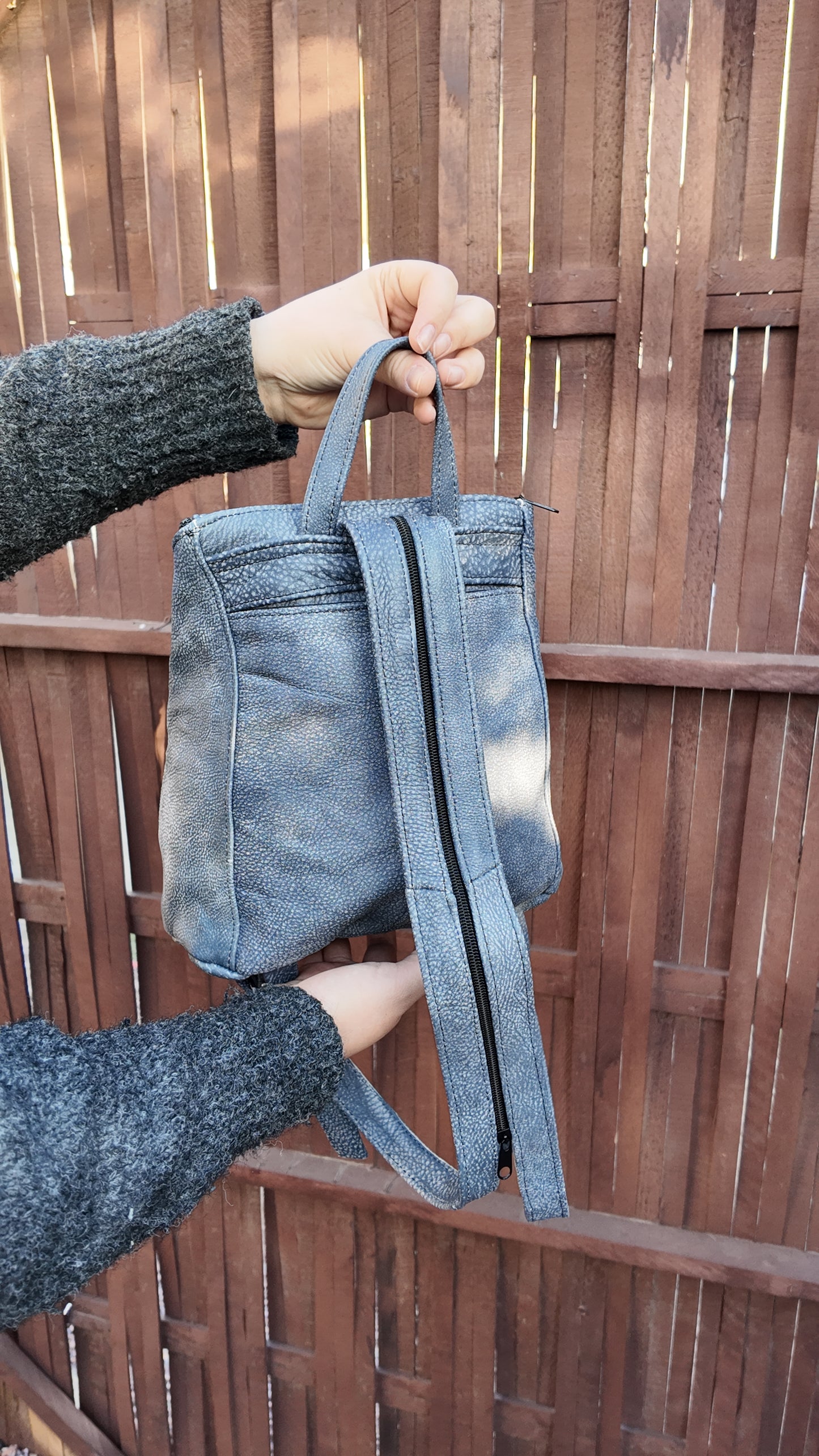 MOCHILAS DE PIEL