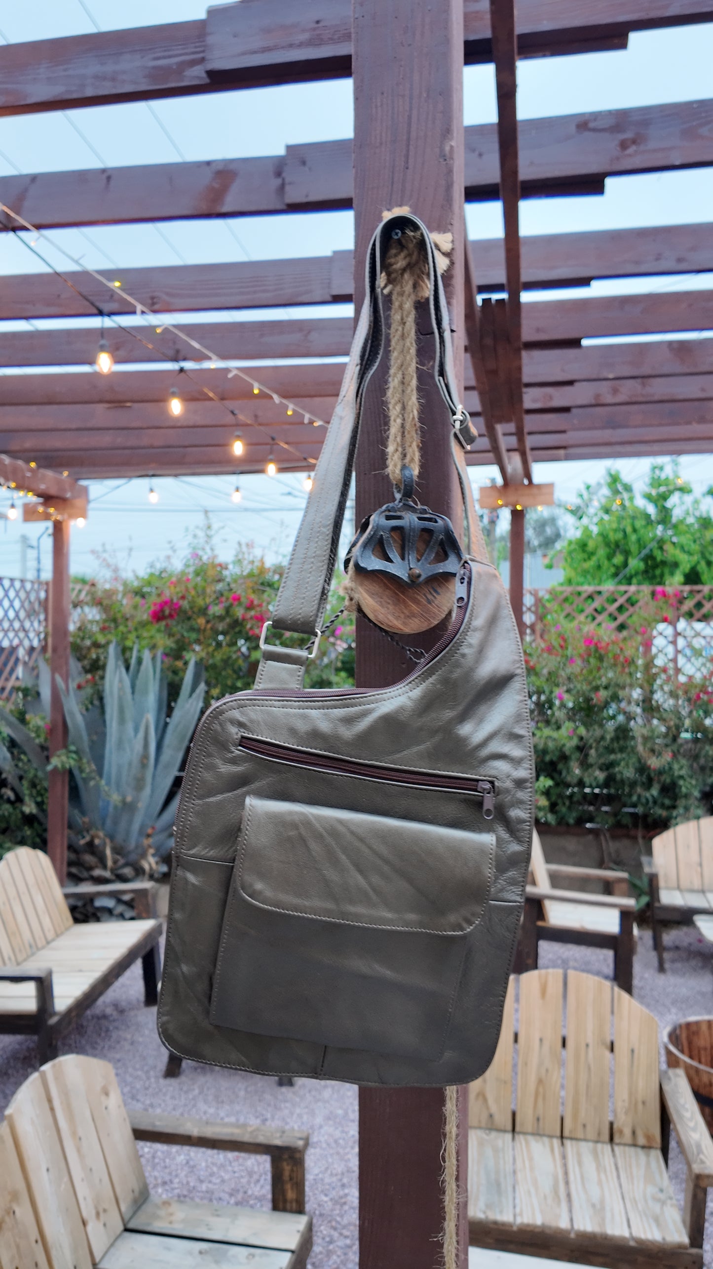 BOLSO DE PIEL