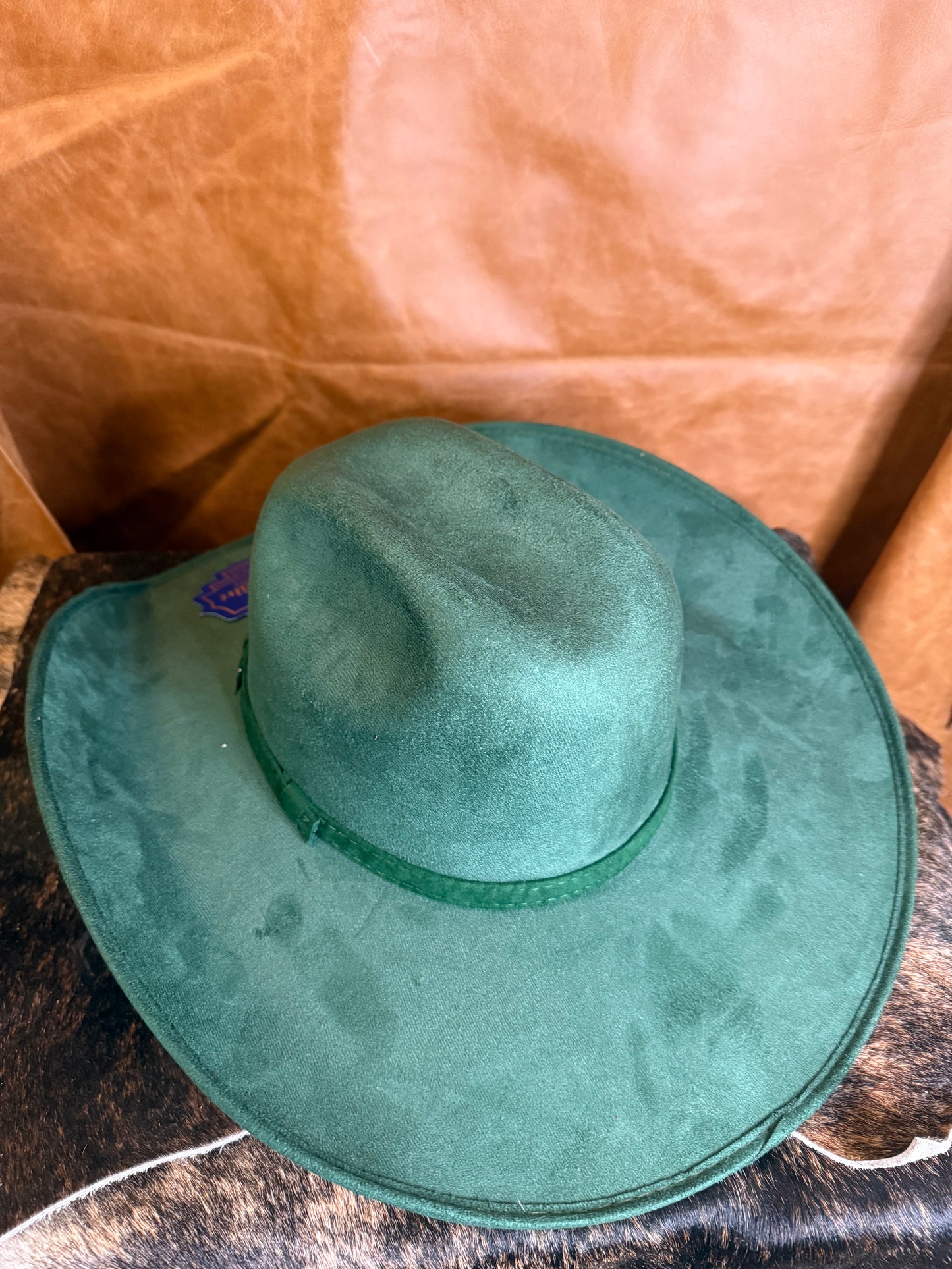 GREEN SUEDE HAT