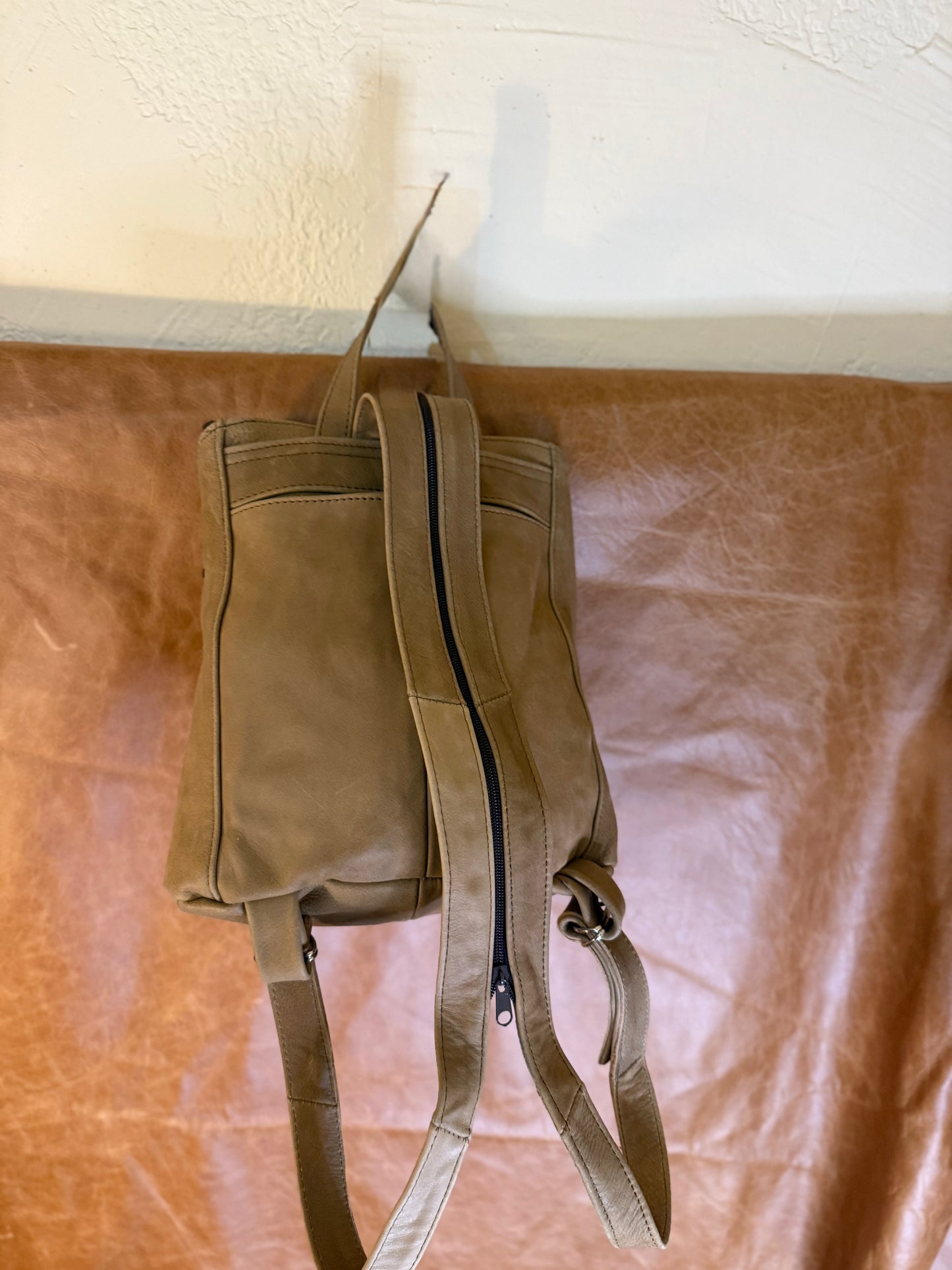 MOCHILAS DE PIEL
