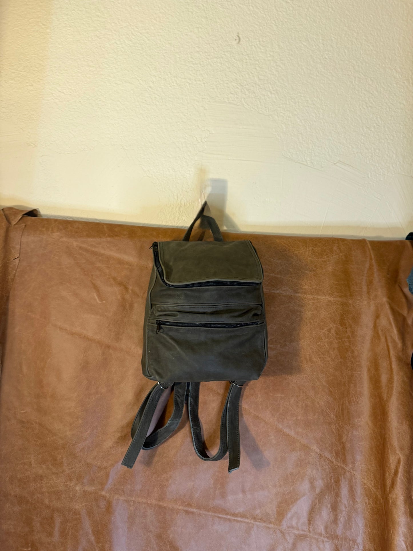 MOCHILAS DE PIEL